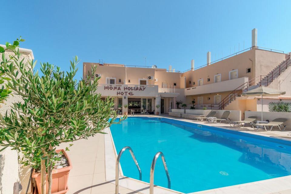 Kreta, Hotel Hiona Holiday, Aussenansicht mit Pool