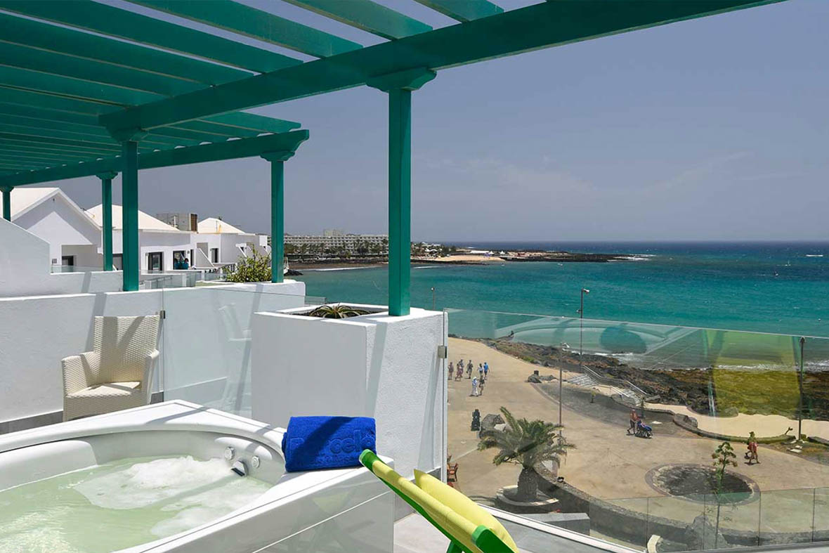 Spanien Kanaren Lanzarote Barcelo Teguise Beach Adults Only Wellenreiten Auf Lanzarote Hotel Barcelo La Galea Deine Surfreise