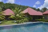 Leyte - Pintuyan Resort, Bungalows am Pool