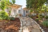 Naxos - Flisvos seaside Studios & Apartments, Appartement mit Garten und 2 Bädern, privater Garten