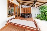 Malediven Angaga Island Resort Beach Bungalow Terrasse