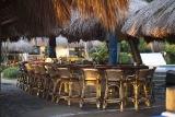 Negros - Pura Vida, Bar