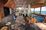 gypten - Dahab - Lagona Divers Nord - KitUp und Waschbereich mit Bedouinenecke