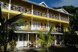 Tobago - Nabucco Speyside Resort, Haupthaus