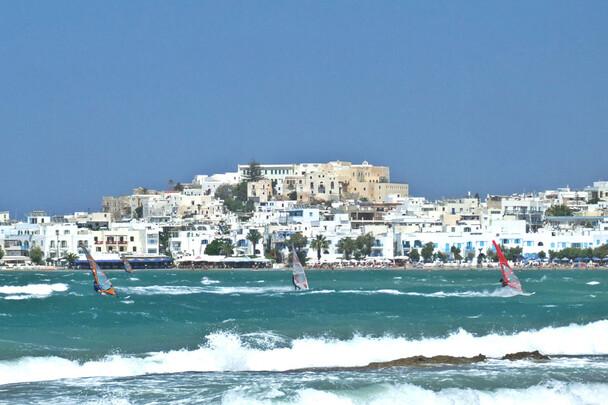 Surf Action vor Naxos Chora