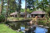 Indonesien - Nordulawesi - Murex Manado - Deluxe Cottages am Teich